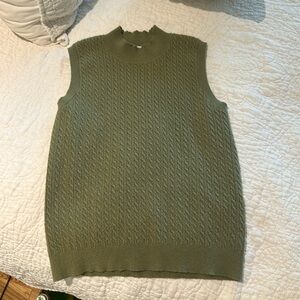 Zara Cable knit sweater vest